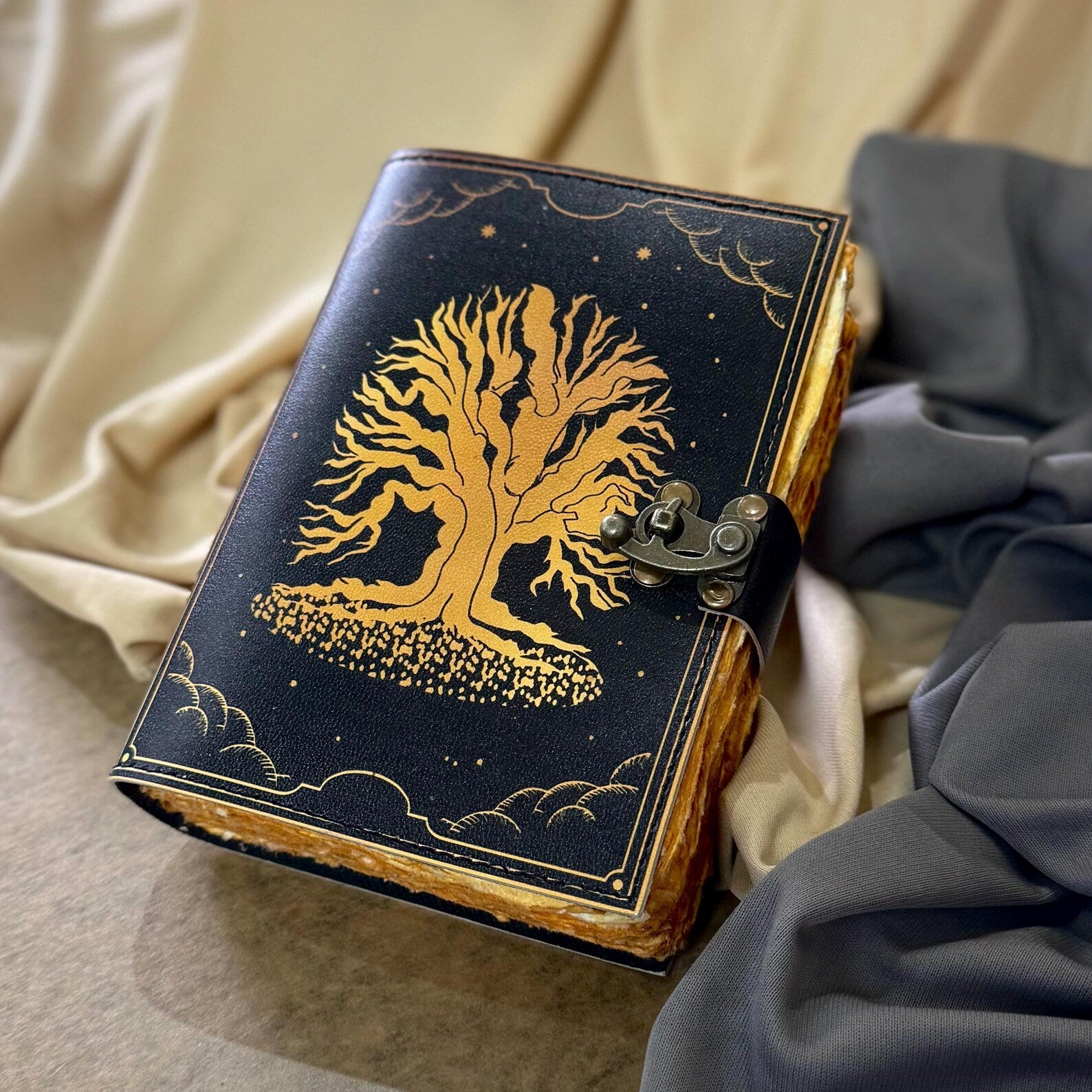 Grimoire Leather Journal – Tree of Life | Handmade Spell Book of Shadows | Witchcraft Grimoire Notebook - Hana Exports