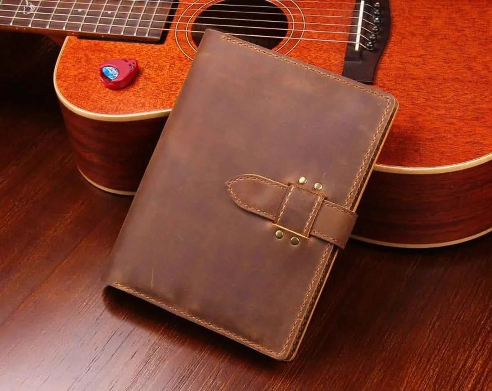 Personalized Leather Sketchbook Cover, Leather Artists gifts, Leather Artist Sketch Pad Cover for 5.5"x8.5", Notebook Cover, Artist Roll
